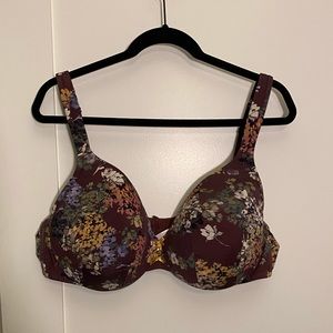 Cacique full coverage lightly padded t shirt bra